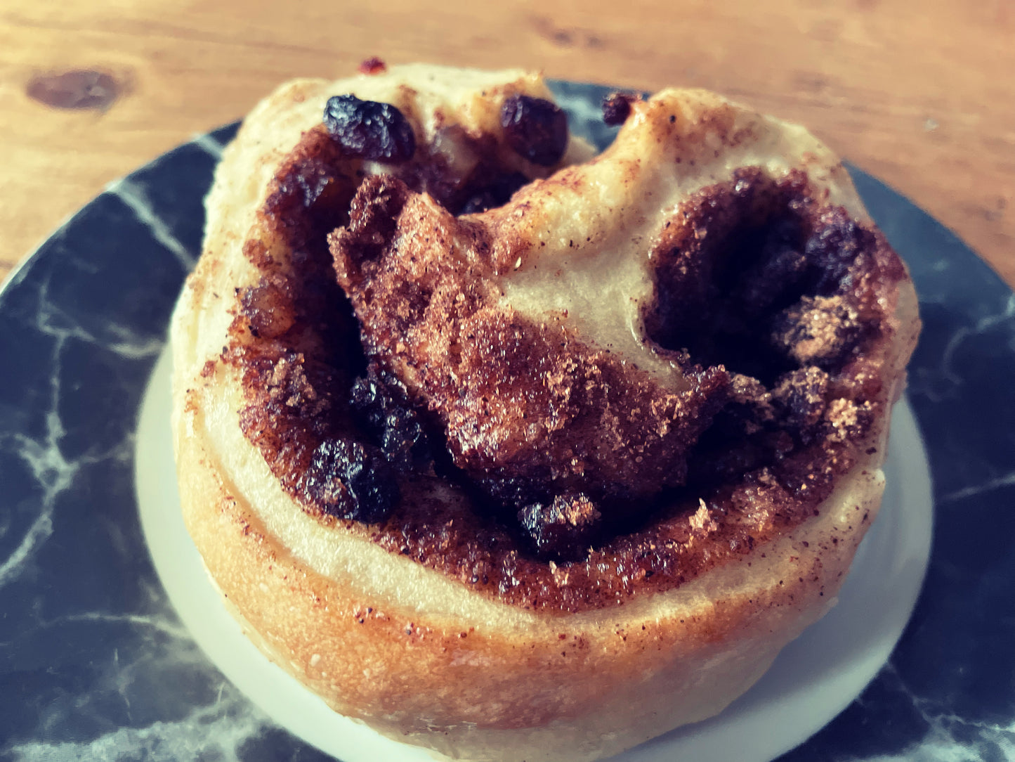 SATURDAY SPECIAL: 4 x Chelsea Buns (HD2 & HD3)